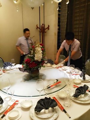 尊師重道，感恩同行——金海餐飲謝師宴火熱預(yù)定中，三重豪禮等您來享！